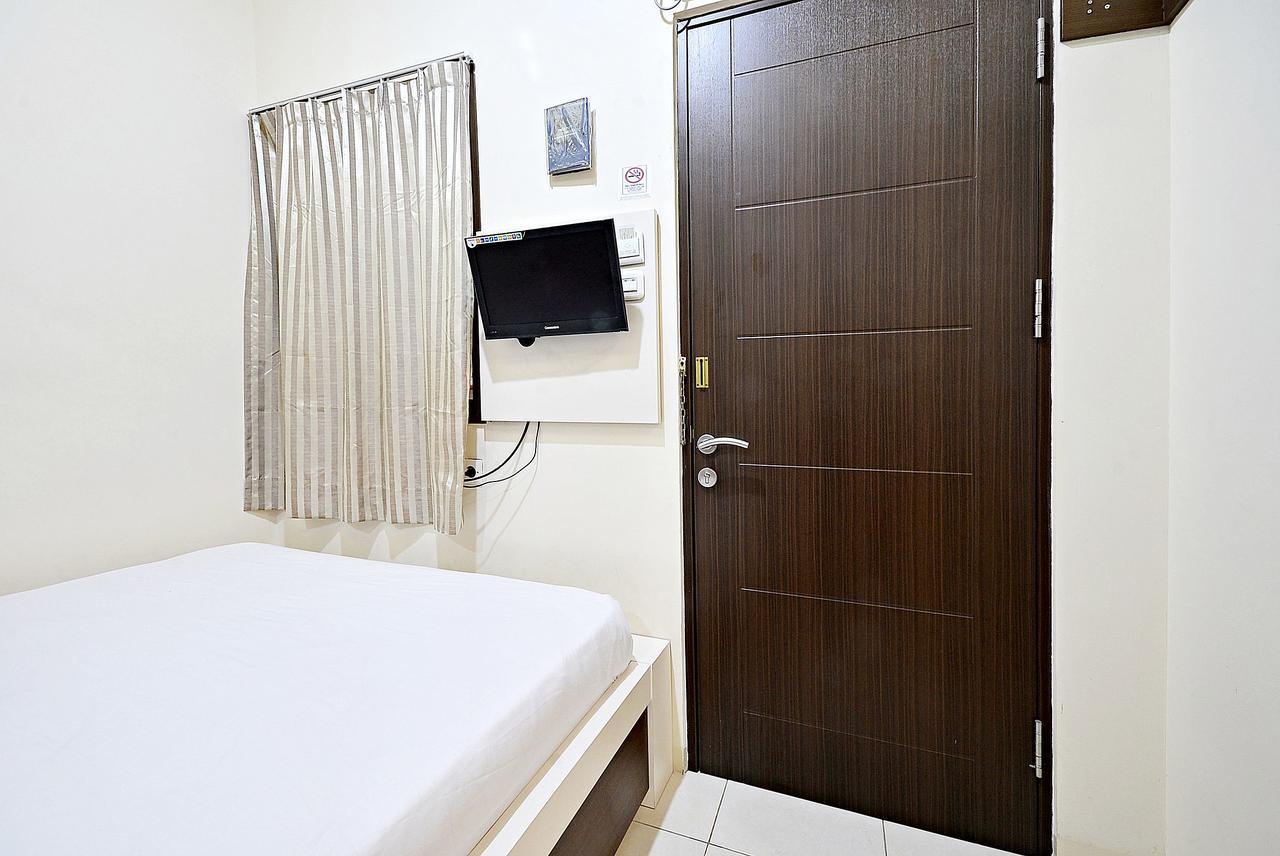 Zen Rooms Cideng Barat Джакарта Экстерьер фото