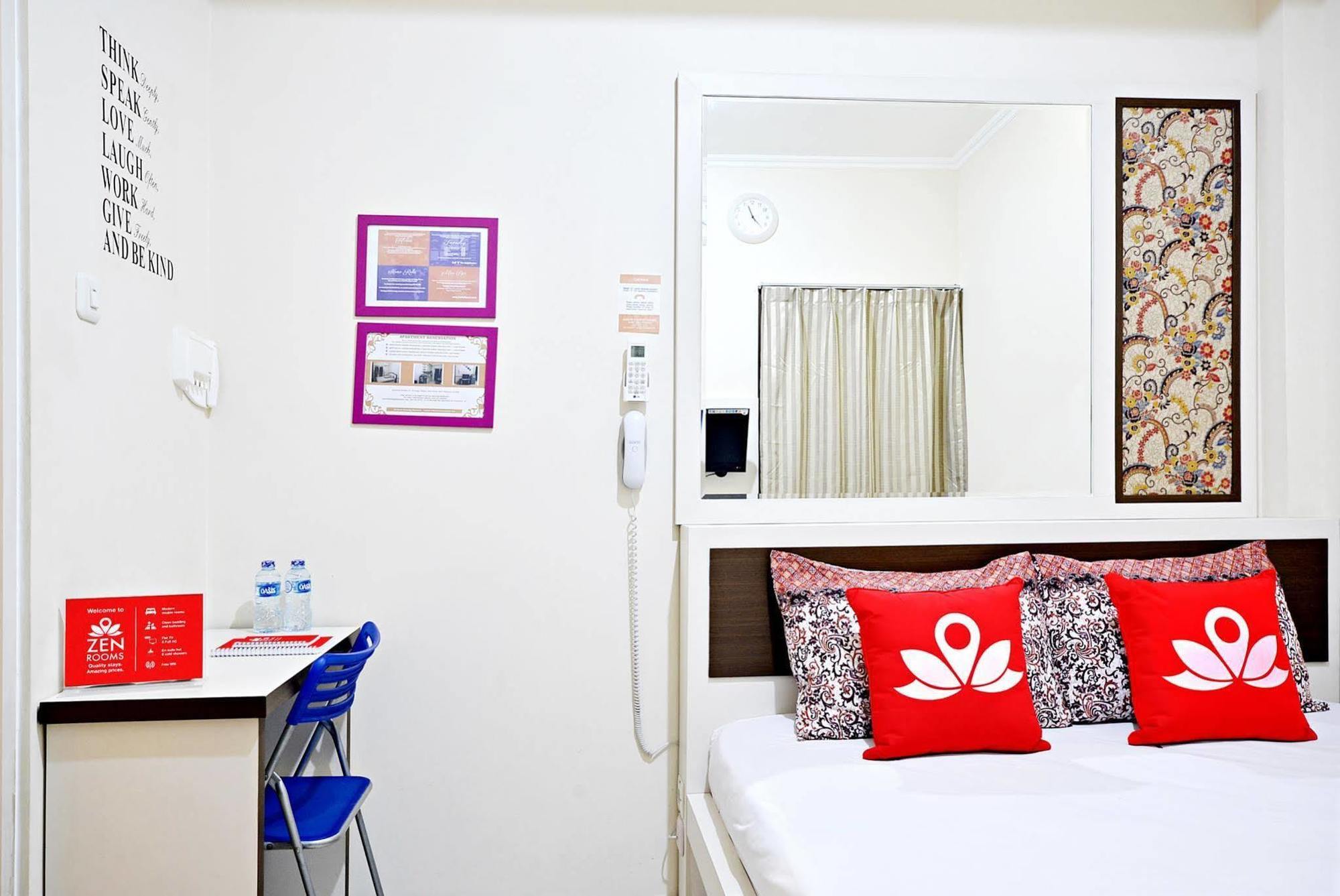 Zen Rooms Cideng Barat Джакарта Экстерьер фото